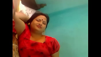 Teen Newly married bengali chubby girl missionary style fuck with husband