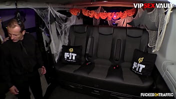 Trimmed-pussy VIPSEXVAULT - (Jasmine Jae, George Uhl) - Naughty Halloween Sexy Police Woman Fucks With Taxi Driver