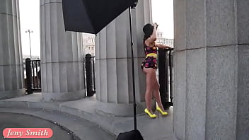 Upskirt Jeny Smith Yellow Heels public flashing