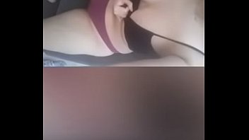 Periscope Mulher excitada com a calcinha molhada de tesão