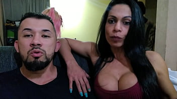 Menage-at-trois LANÇANDO O MR MATUSALEM E A NATZINHA MORENA NO MUNDO DA PORNOGRAFIA