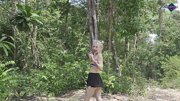 Wet-mouth Juicy blowjob in the woods from hot blonde with facial. Karneli Bandi