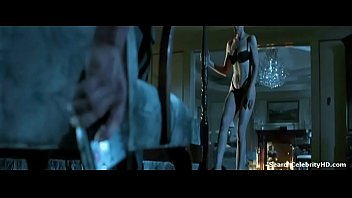 Bigtits Jamie Lee Curtis in True Lies 1995