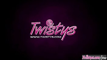 Videos-porno Twistys - (Madison Ivy) starring at Maid To Please