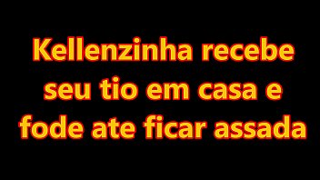 Big-cock esposa novinha recebe seu tio em casa e fode ate ficar assada na presença do corno chora de nervoso - cuckold real amador - completo no RED