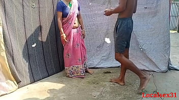 Married-bhabi Pink Saree Beautiful Bengali Bhabi Sex In A Holi(Official video By Localsex31)