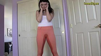 Pee desperate to pee pissing her tight jeans 2020