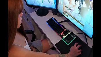 Big-tits redhead teen anal gamer / http://bit.ly/JHShirt