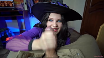 18yo 18 year old witch loves to fuck hard on Halloween