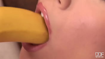 Hardcore Oldman has his banana peeled by a nasty teeny